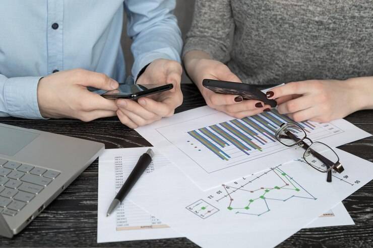 Обязанности и зарплата финансового аналитика