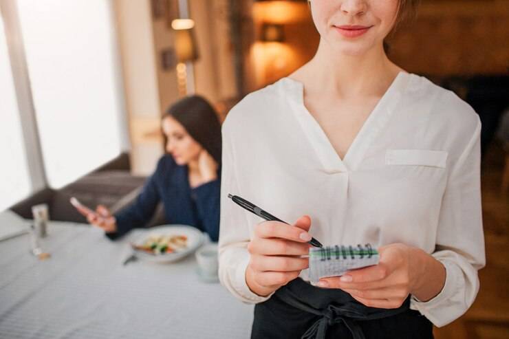 Обязанности работников гостиницы