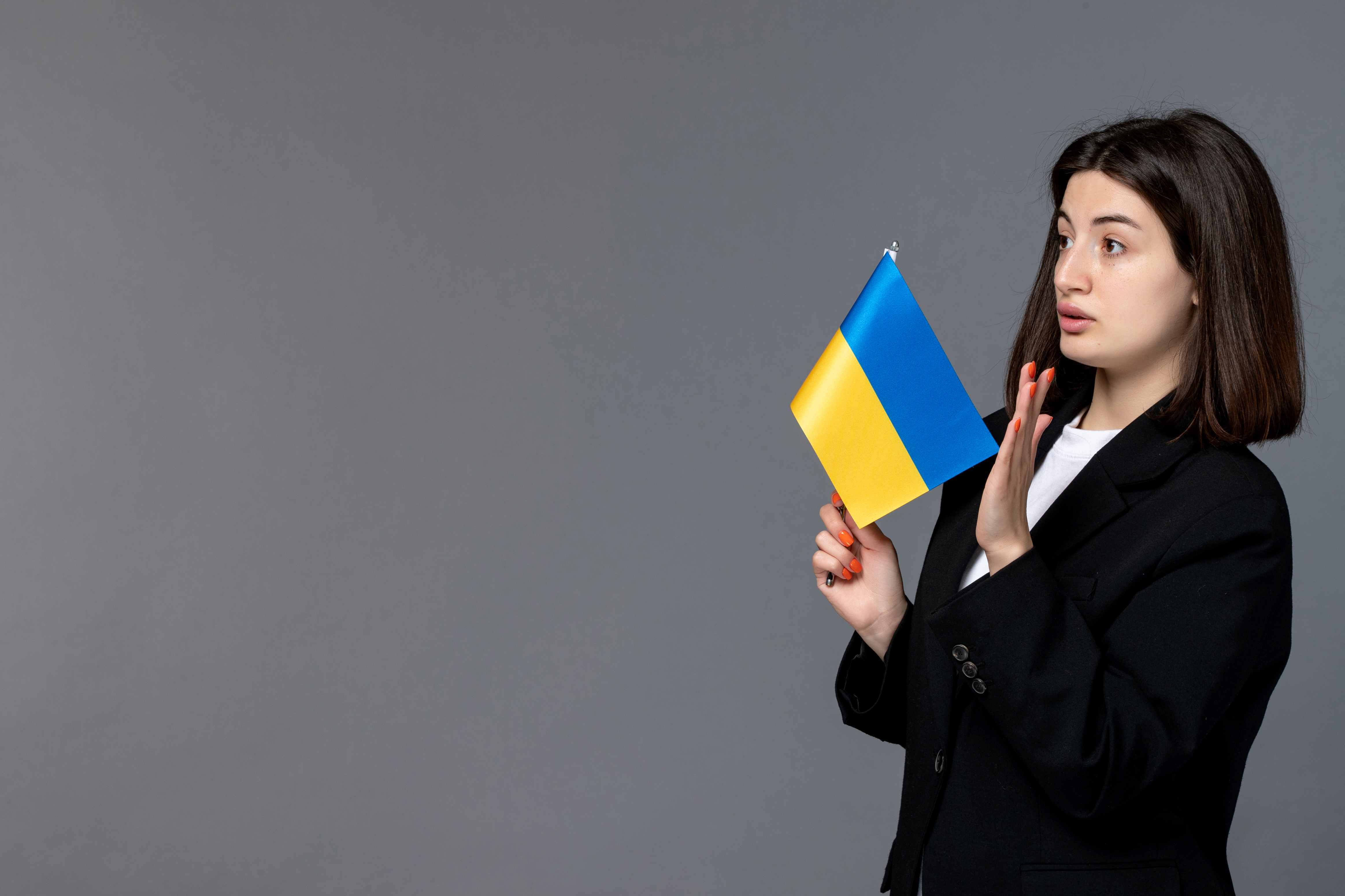 Шаблон вопросов для выбора между школой и колледжем